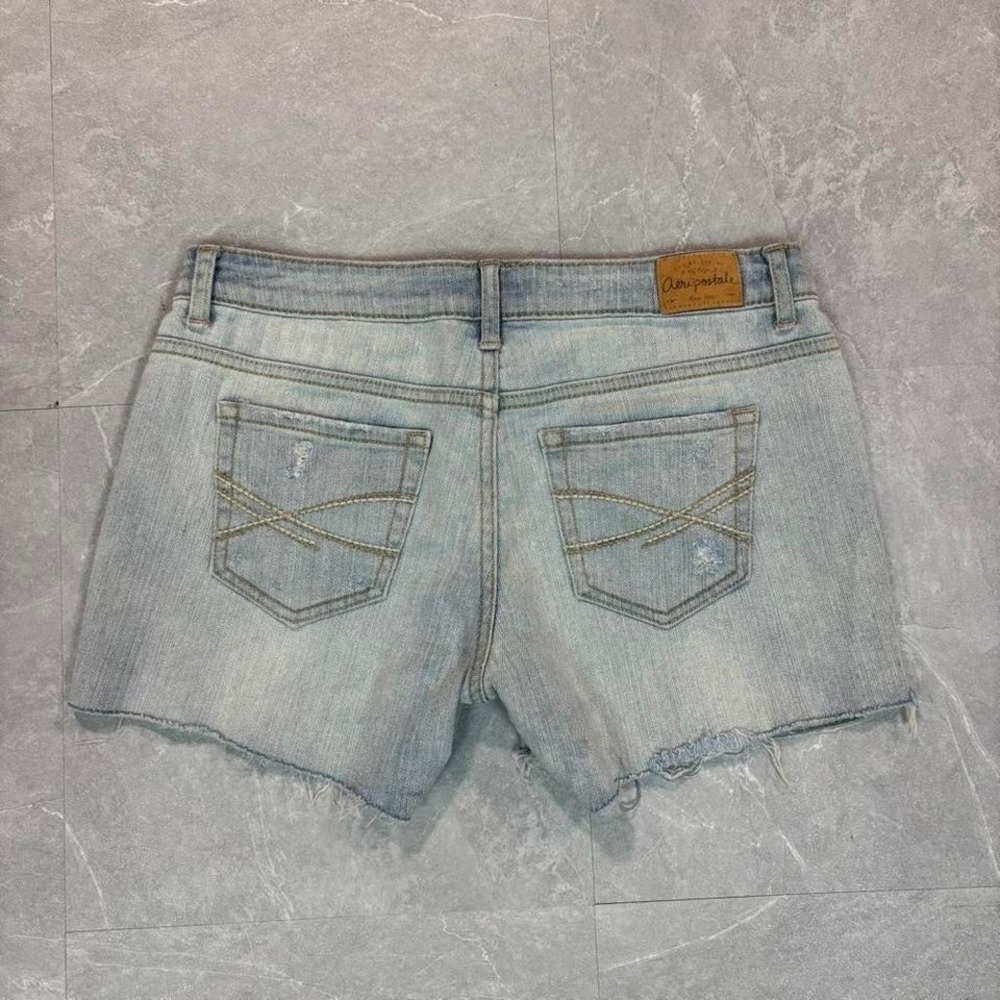 Y2K women's Aeropostale blue denim booty shorts with distressed details